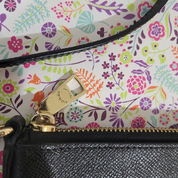 COACH LEATHER CROSS BODY PURSE - Picture 7 of 11